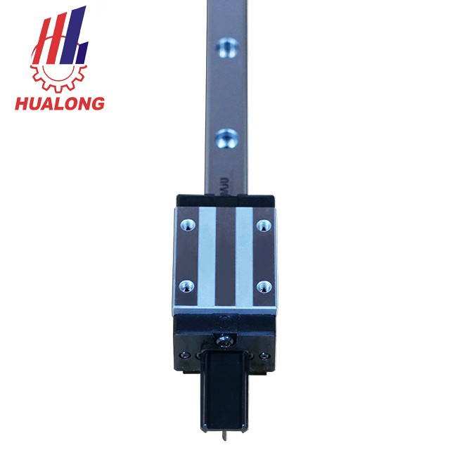 لکیری بال بیئرنگ کیریج